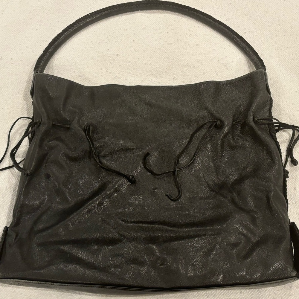 VINTAGE LEATHER CARLOS FALCHI SHOULDER BAG